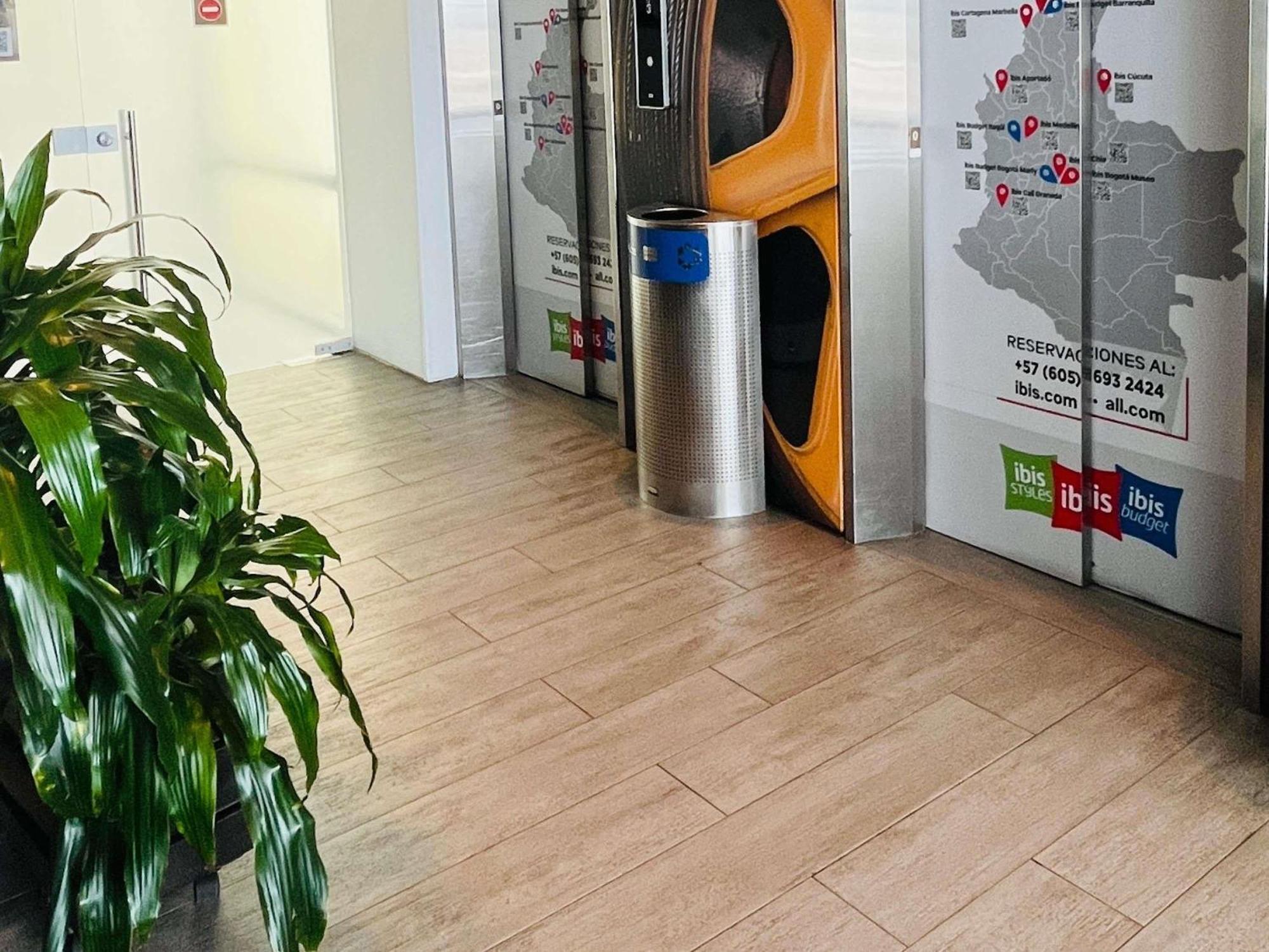 Ibis Marbella Hotel Cartagena